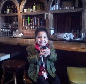 Meet your Posher, Ray